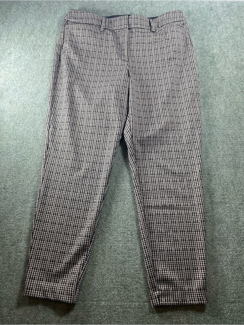 Maurices Brown and White Houndstooth Skinny Pants